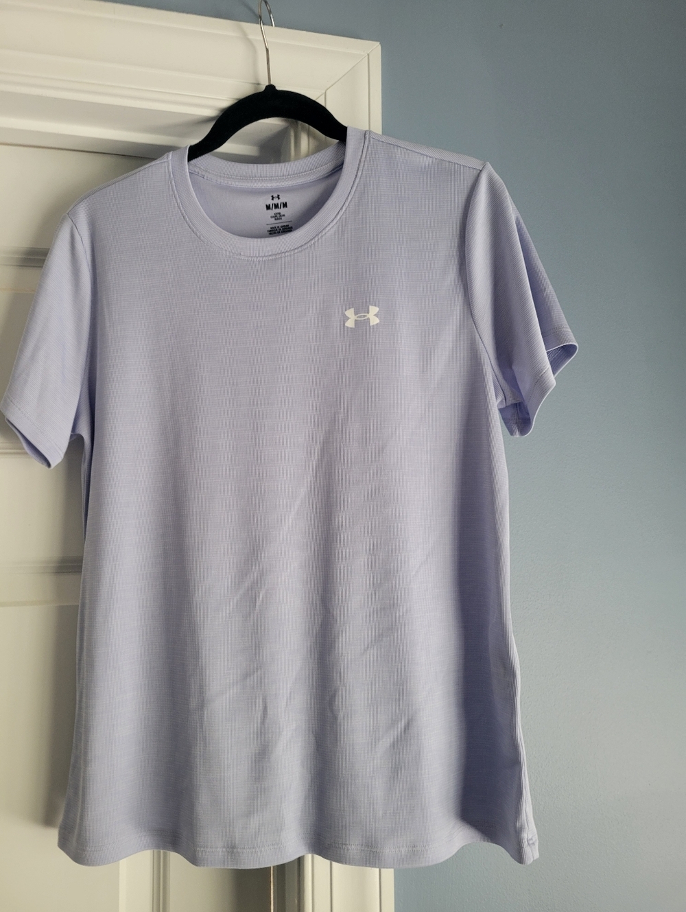 BNWOT Under Armour Short Sleeved Shirt